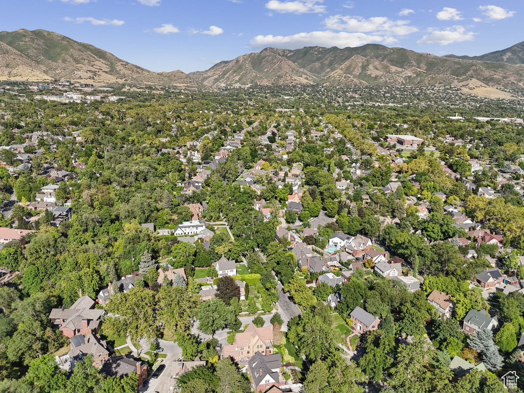 1632 E HARVARD AVE Salt Lake City, UT 84105