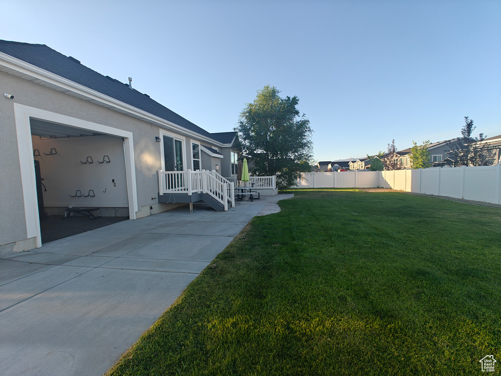 2444 N STANLEY CRANE DR Clinton, UT 84015
