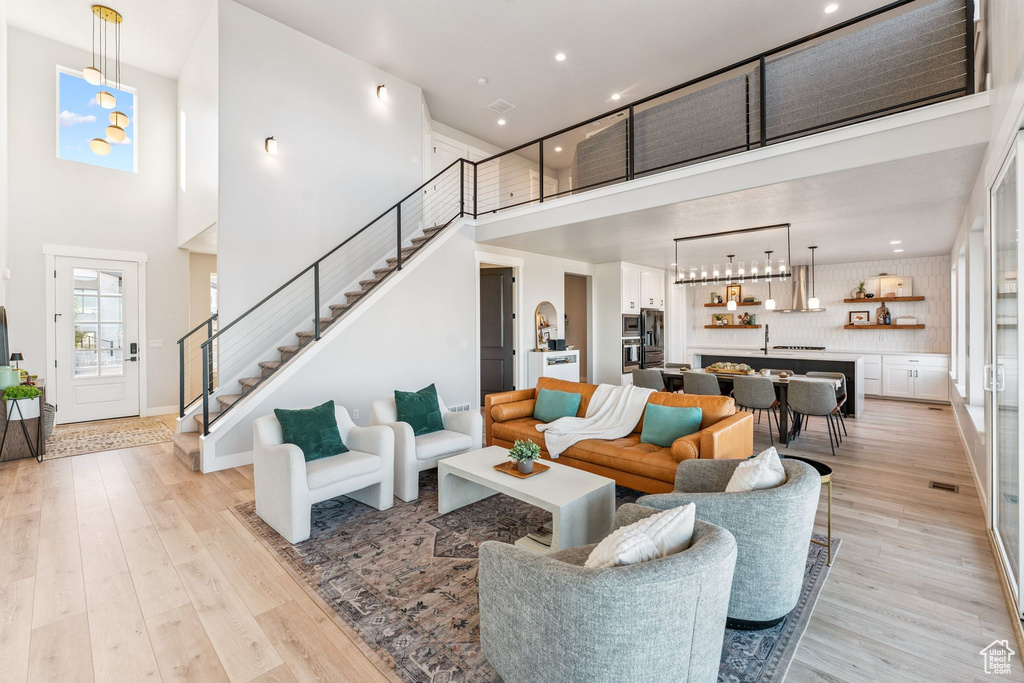 4374 N SUMMER VIEW DR Lehi, UT 84048