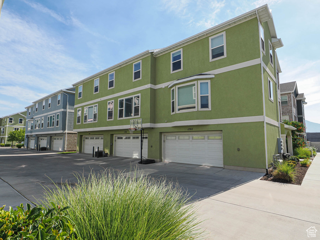 1788 W TORLUNDY DR Riverton, UT 84065