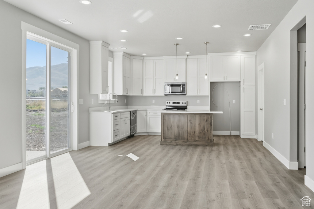 Photo 8 for MLS #2102109 at 1306 N 350 West #38