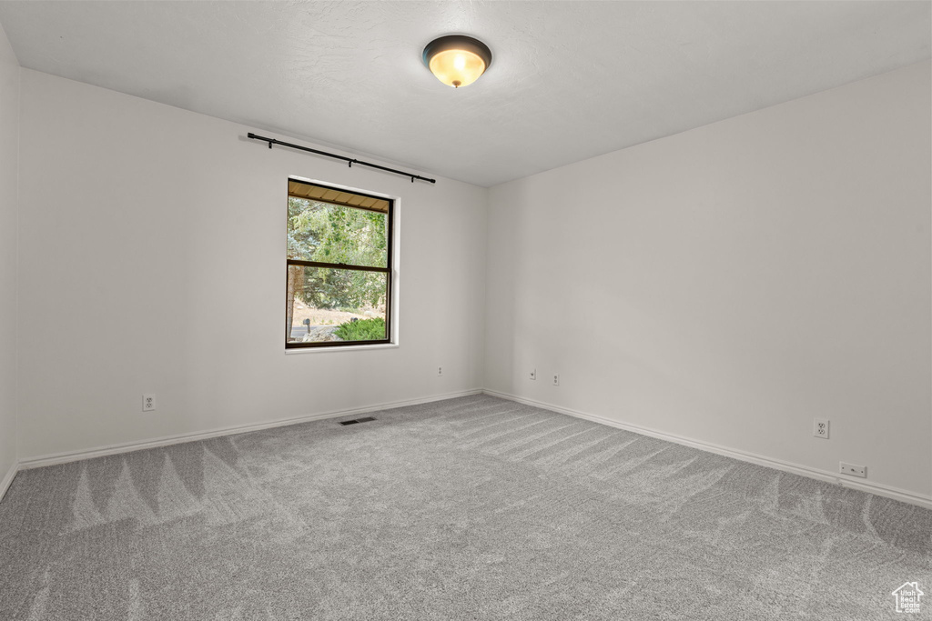 570 S 1800 E Fruit Heights, UT 84037