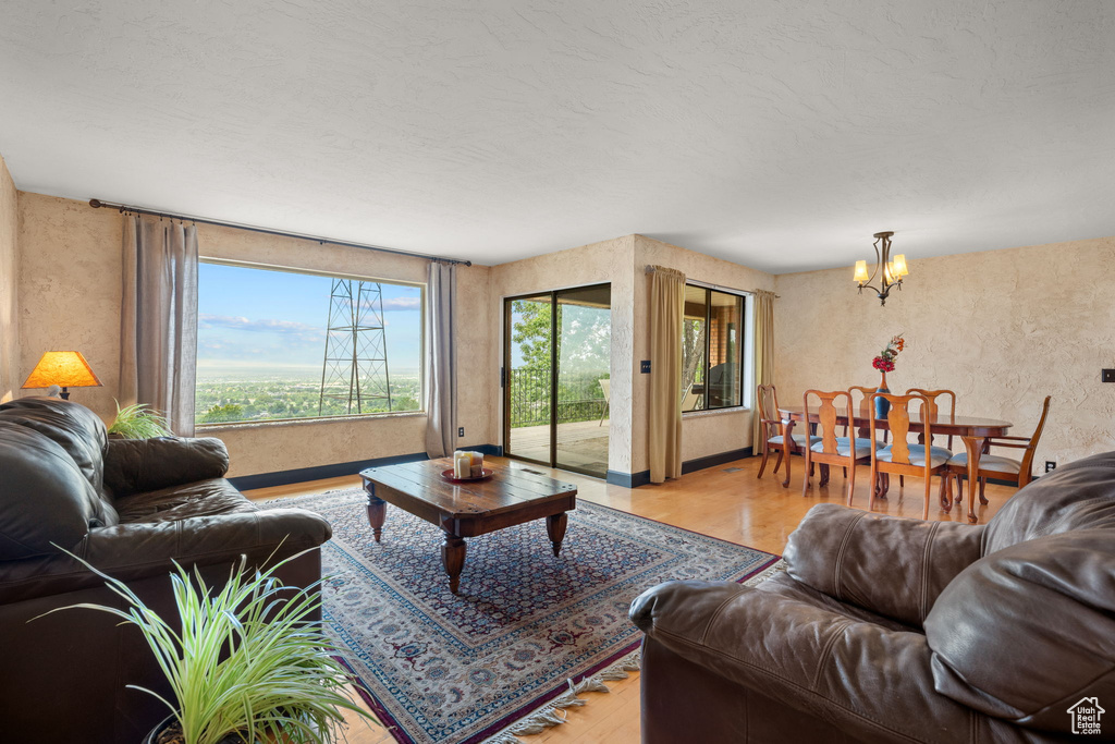 570 S 1800 E Fruit Heights, UT 84037