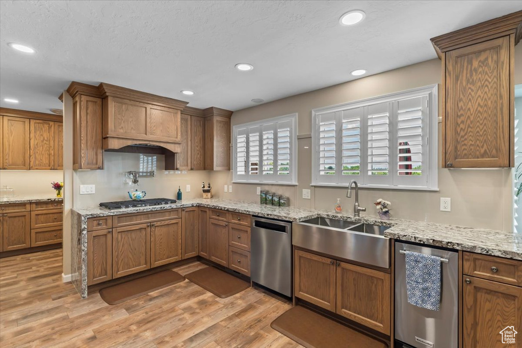 5504 S WHITE SPRINGS DR Murray, UT 84123