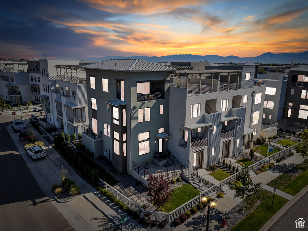 4594 W DAYBREAK RIM WAY South Jordan, UT 84009