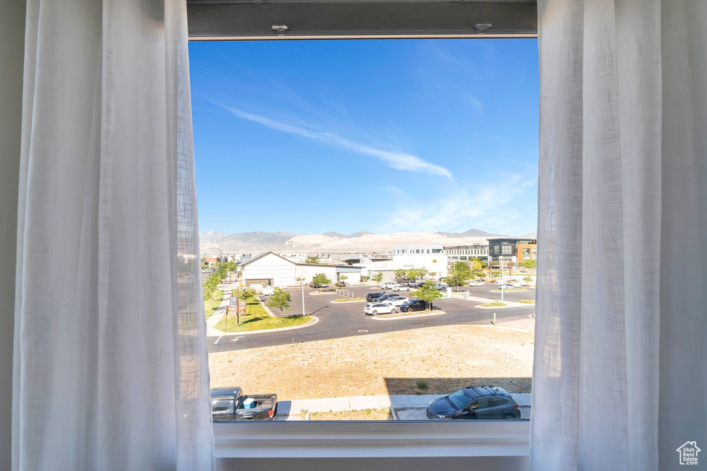 4594 W DAYBREAK RIM WAY South Jordan, UT 84009