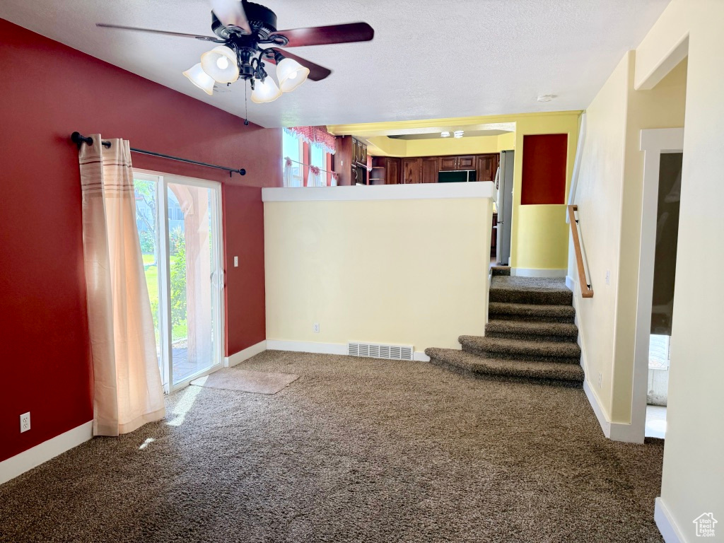 6835 W HUNTER VALLEY DR West Valley City, UT 84128