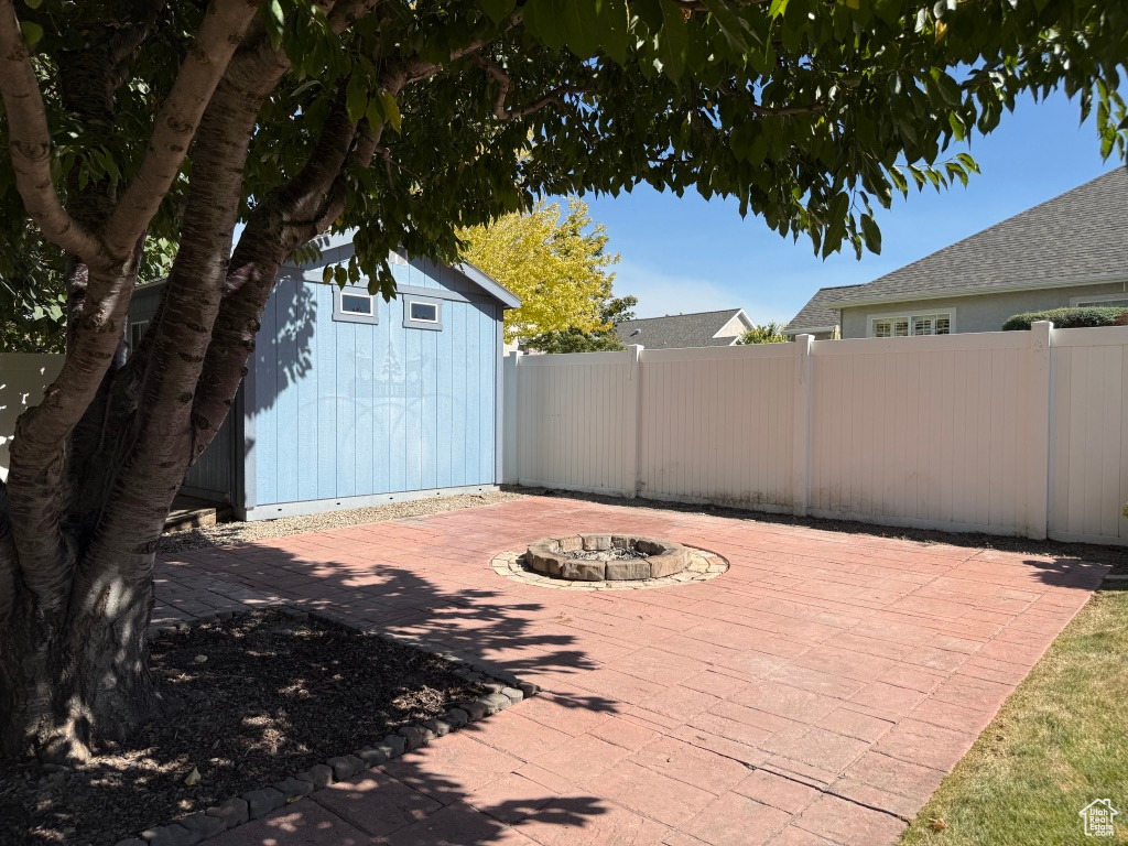 6835 W HUNTER VALLEY DR West Valley City, UT 84128
