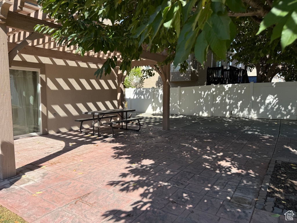 6835 W HUNTER VALLEY DR West Valley City, UT 84128