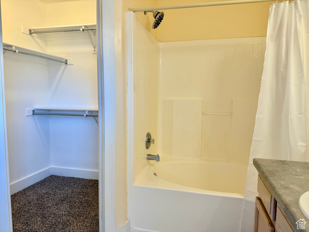 6835 W HUNTER VALLEY DR West Valley City, UT 84128