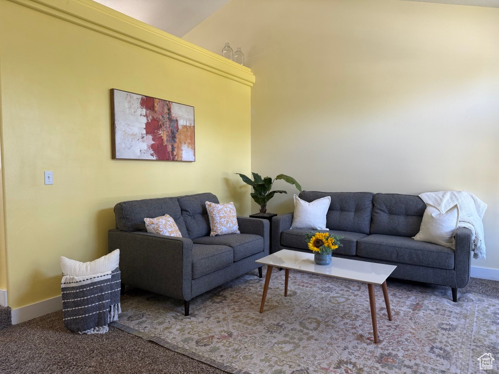 6835 W HUNTER VALLEY DR West Valley City, UT 84128