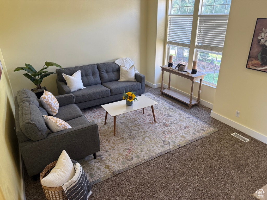 6835 W HUNTER VALLEY DR West Valley City, UT 84128