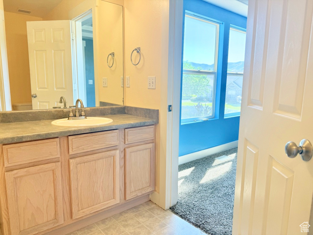 6835 W HUNTER VALLEY DR West Valley City, UT 84128