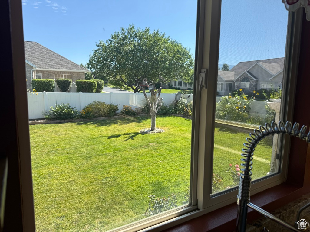6835 W HUNTER VALLEY DR West Valley City, UT 84128