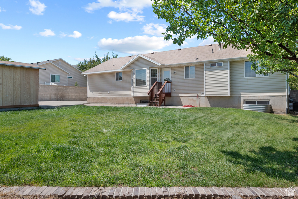 14053 S LOWE PEAK DR Riverton, UT 84096