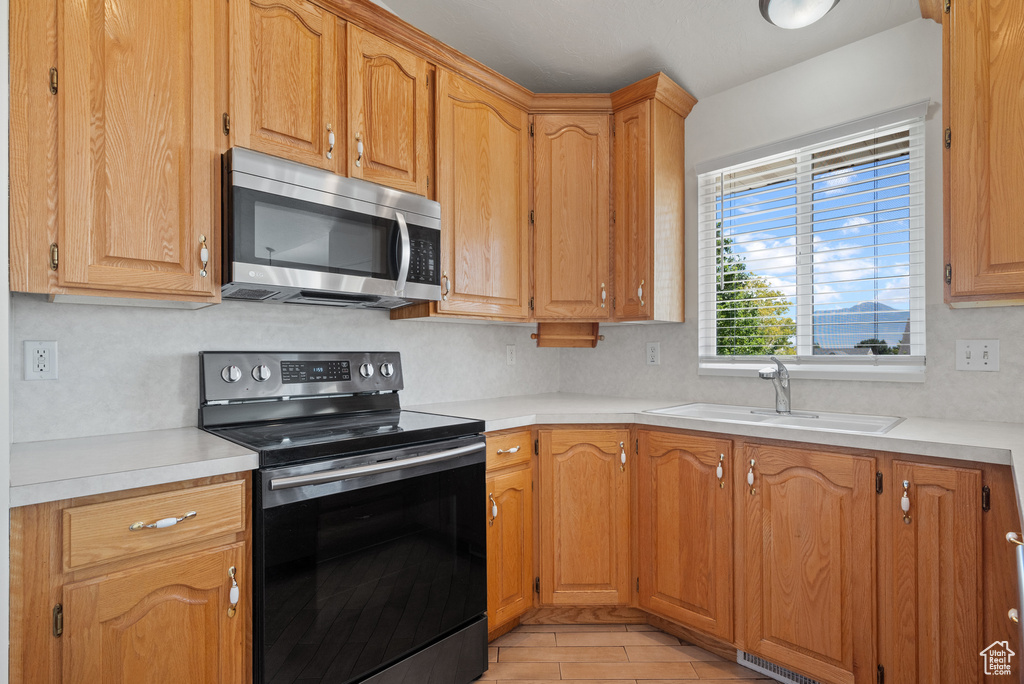 14053 S LOWE PEAK DR Riverton, UT 84096