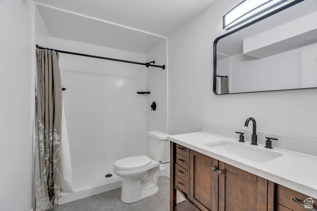 308 N 680 E Vineyard, UT 84058