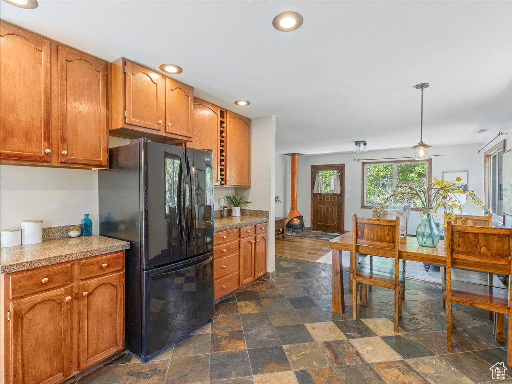 9795 S LITTLE COTTONWOOD LN Sandy, UT 84092