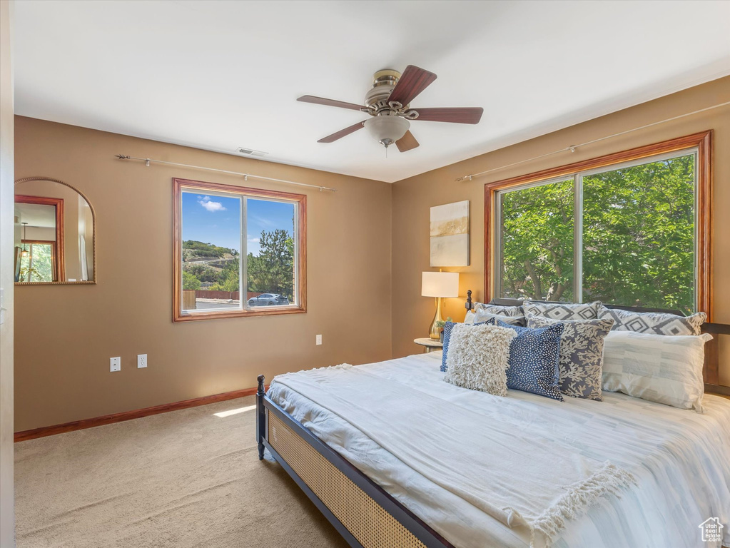 9795 S LITTLE COTTONWOOD LN Sandy, UT 84092