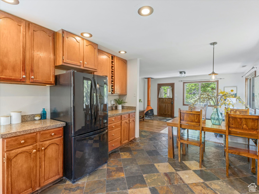 9795 S LITTLE COTTONWOOD LN Sandy, UT 84092