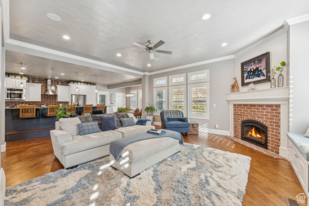 310 MAXINE CIR Bountiful, UT 84010