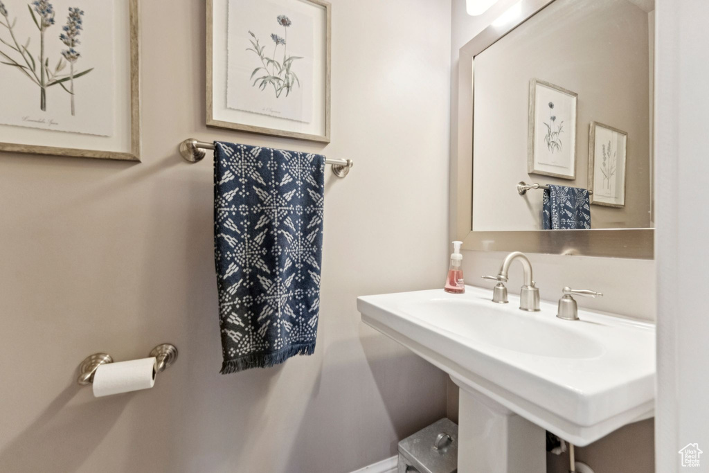 310 MAXINE CIR Bountiful, UT 84010