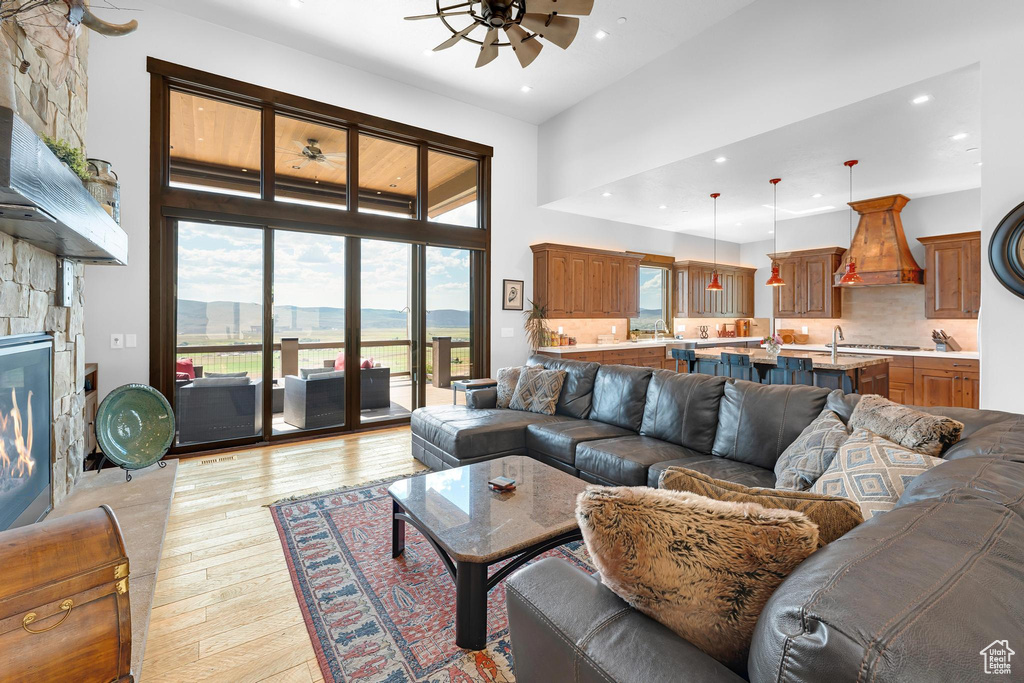 1212 SPLENDOR VALLEY RD Marion, UT 84036