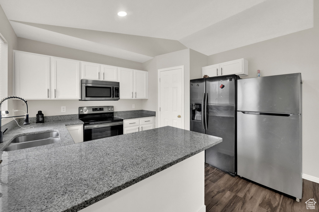Photo 10 for MLS #2102142 at 5343 W Ridge Brook Way