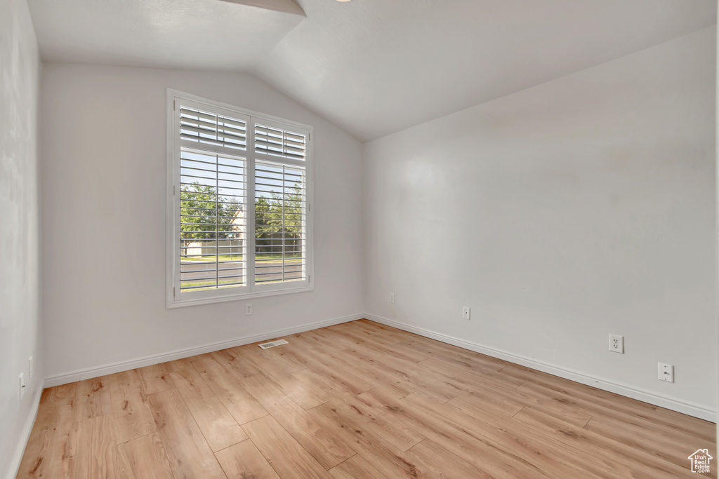 5747 W MIRROR DR West Jordan, UT 84081
