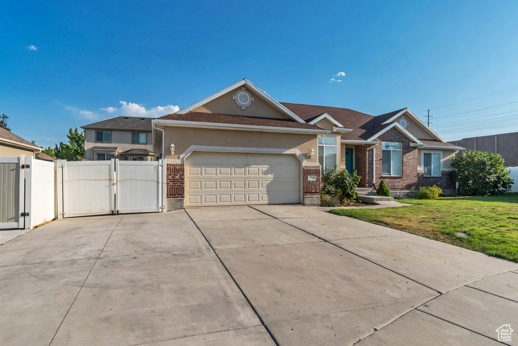5747 W MIRROR DR West Jordan, UT 84081