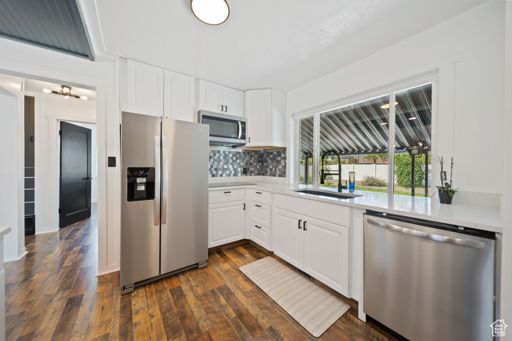 5762 S MCMILLAN CIR Salt Lake City, UT 84107