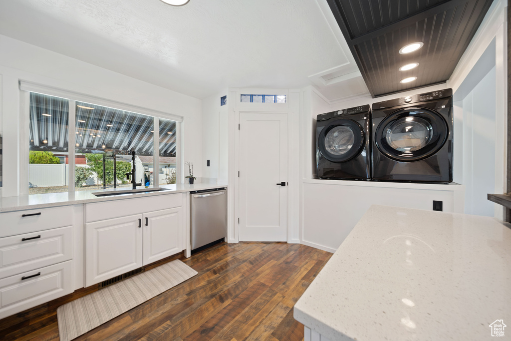 5762 S MCMILLAN CIR Salt Lake City, UT 84107