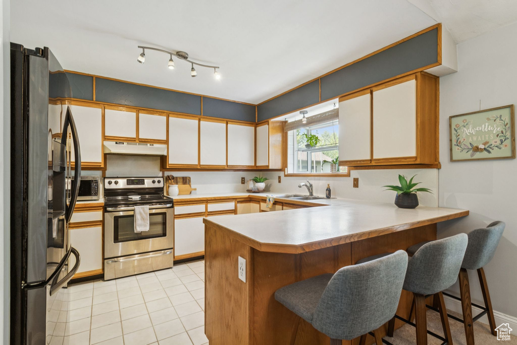 8211 S MARION VIEW CIR Sandy, UT 84094