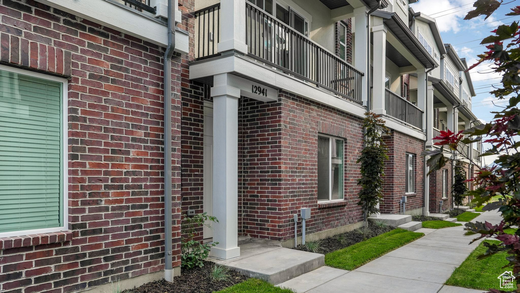 12941 S CORONA ARCH CT #571 Riverton, UT 84096