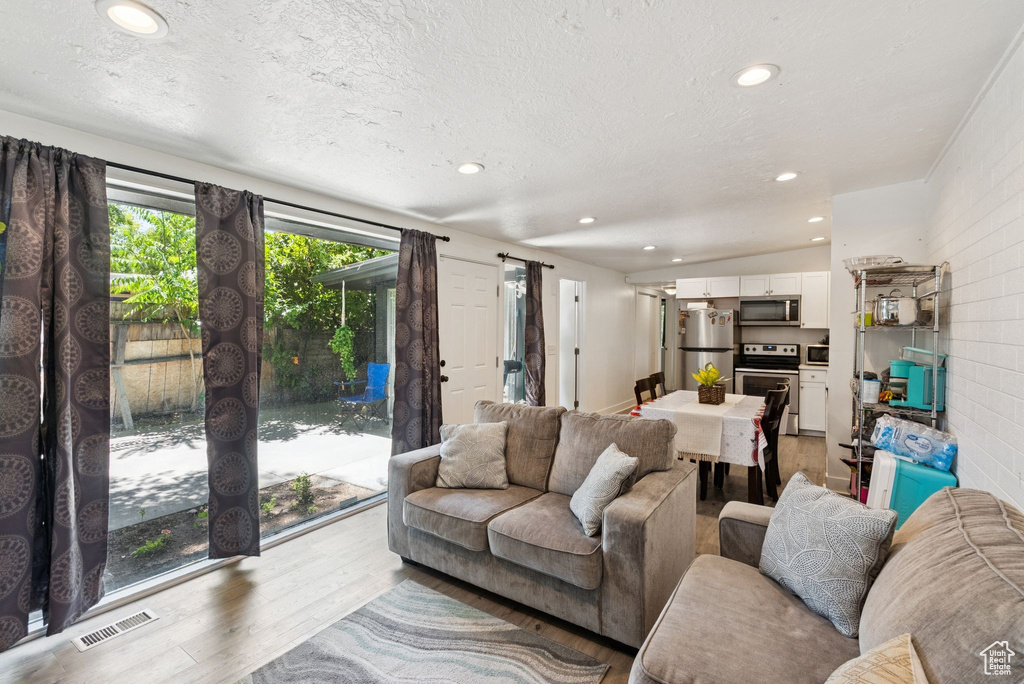 3346 S 700 E South Salt Lake, UT 84106