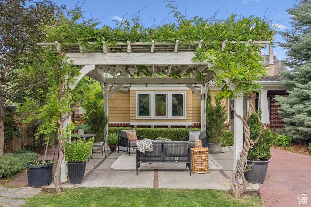 1005 S 1500 E Salt Lake City, UT 84105