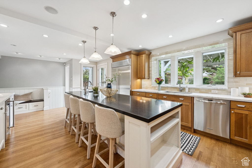 1005 S 1500 E Salt Lake City, UT 84105