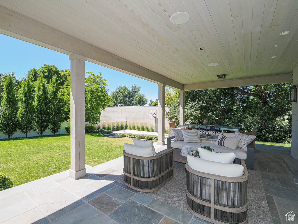 4760 S 2555 E Holladay, UT 84117