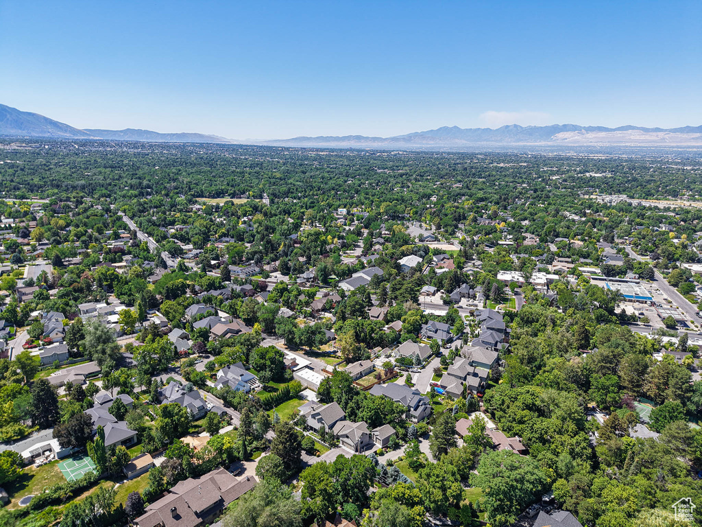 4760 S 2555 E Holladay, UT 84117