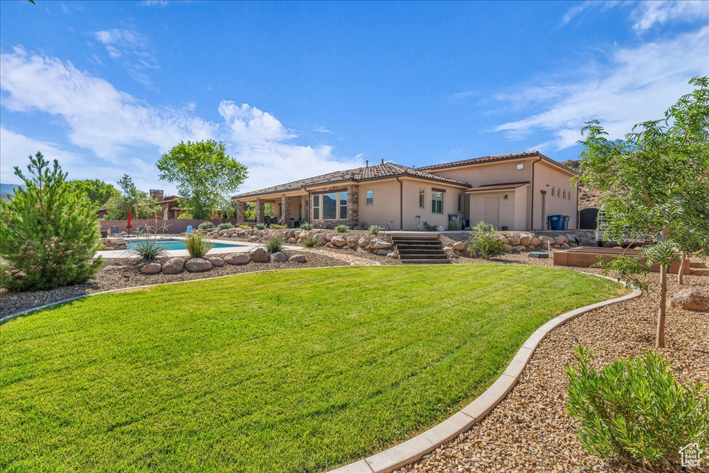 Photo 28 for MLS #2102174 at 470 E Entrada Dr