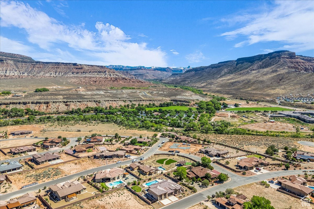 Photo 24 for MLS #2102174 at 470 E Entrada Dr