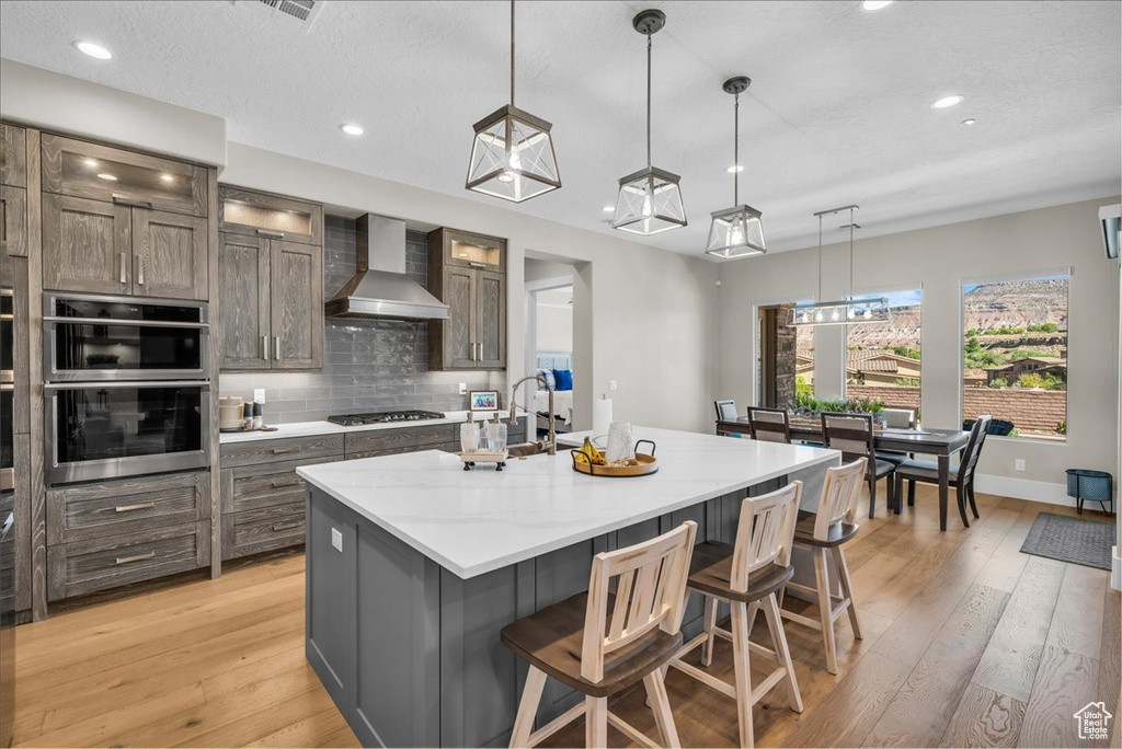 Photo 7 for MLS #2102174 at 470 E Entrada Dr