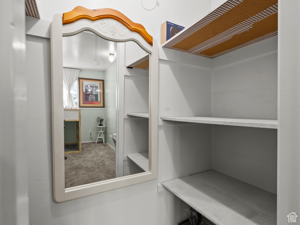 426 E CREEKSIDE CIR #B Murray, UT 84107