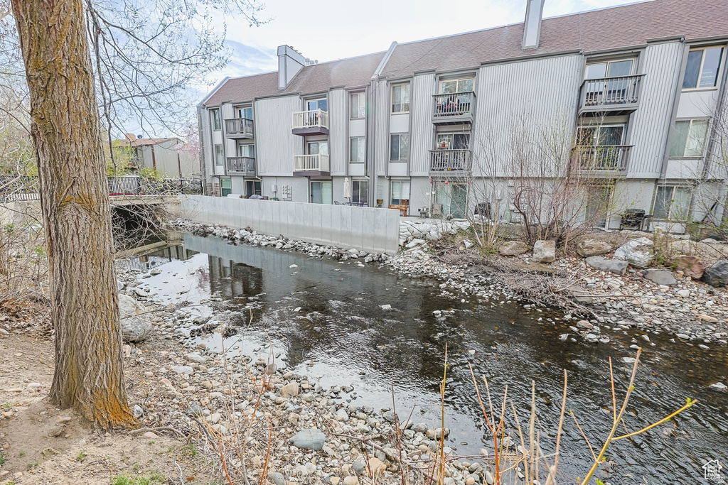 426 E CREEKSIDE CIR #B Murray, UT 84107