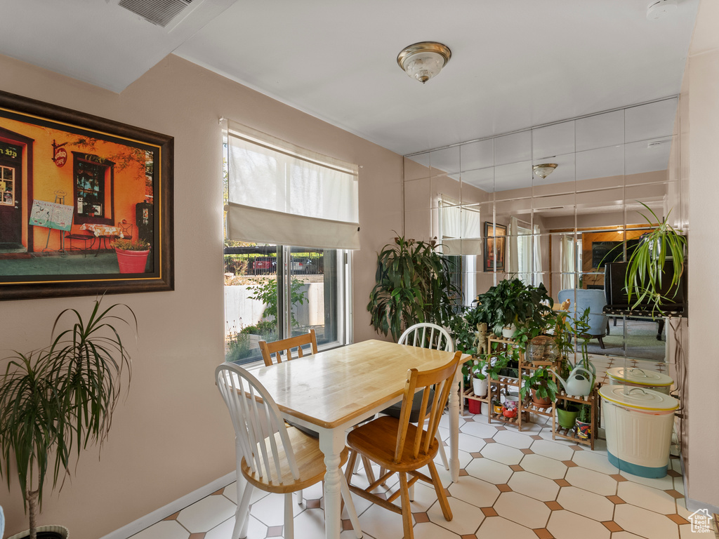 426 E CREEKSIDE CIR #B Murray, UT 84107