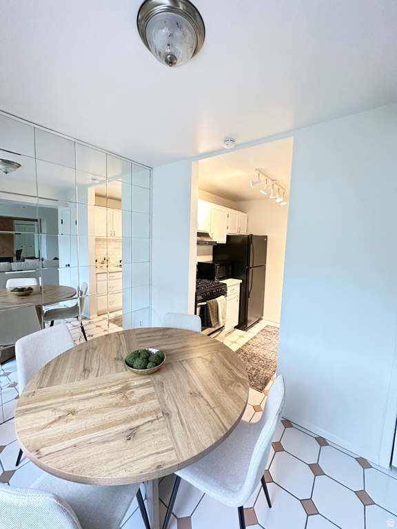 426 E CREEKSIDE CIR #B Murray, UT 84107