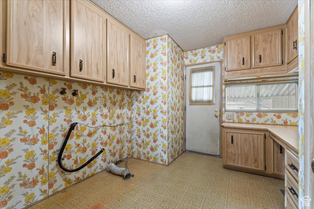 89 W EVENING STAR WAY Sandy, UT 84070