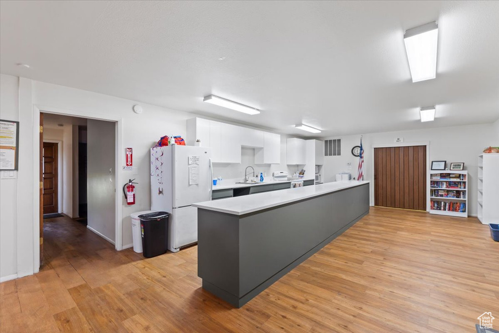 89 W EVENING STAR WAY Sandy, UT 84070