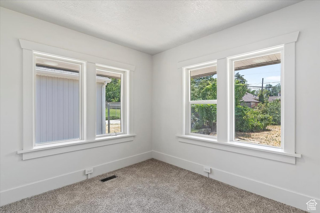 943 E 30TH ST Ogden, UT 84403