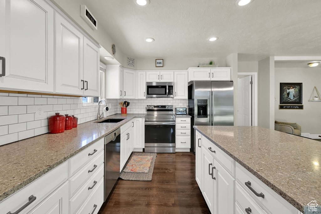 7911 S 2250 E South Weber, UT 84405